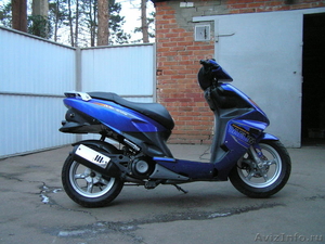 продаю скутер Daelim S-5 2006 года синего цвета 80 кубических сантиметров        - Изображение #2, Объявление #147548