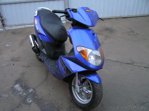 продаю скутер Daelim S-5 2006 года синего цвета 80 кубических сантиметров        - Изображение #3, Объявление #147548