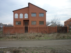 Продаю 2-х этажный жилой дом в ПГТ Яблоновский - Изображение #1, Объявление #740568