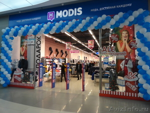 Оформлении витрин магазинов в Краснодаре уже началось.Сезон 2013 открыт! - Изображение #2, Объявление #903052