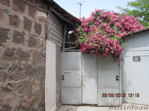 Продам дом с участком у ущелья в Ереване - Изображение #3, Объявление #905099